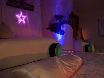 girl
        lucy_gooosey cam image #6737560