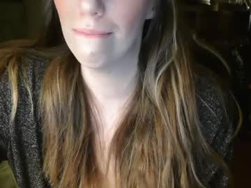 girl
        mommyofyourdreams cam image #5991301