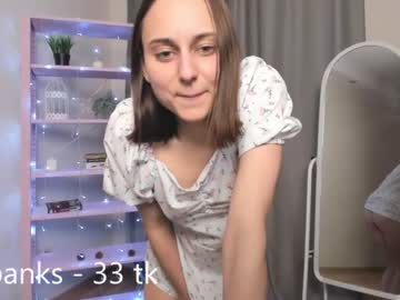 girl
        holly_pollyy cam image #3384751