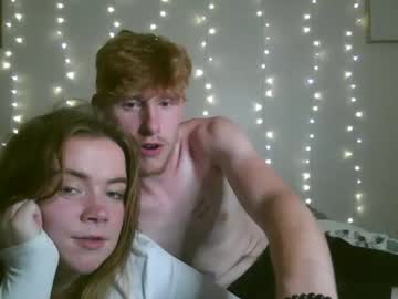 couple Nude Cam Girls Playing Games with zekeee420