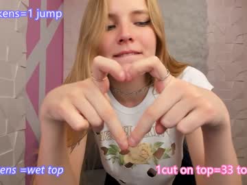 girl
        nessa_blare cam image #254430