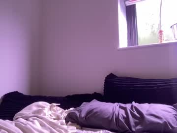 girl
        littlehellfire cam image #103021