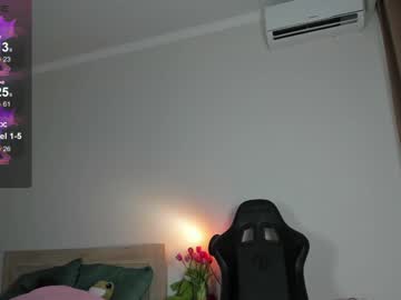 girl
        amilia4u cam image #4826883