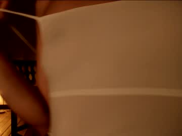 girl
        evatango cam image #400523