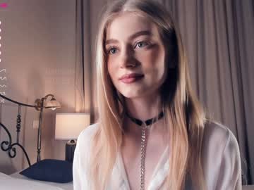 girl
        kateharrise cam image #1946850