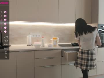 girl
        oki_dokie cam image #1704522