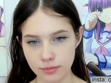 girl
        avrora_deis cam image #3046549