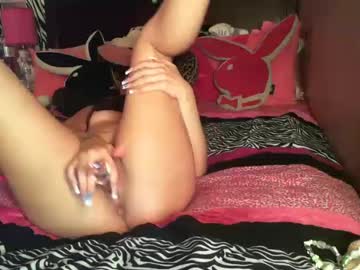 girl
        littleplaybunni cam image #4396108