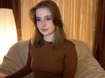girl
        cute_siberian_girl cam image #3572610