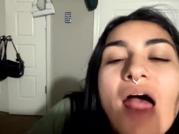 girl
        karmenslove cam image #142420
