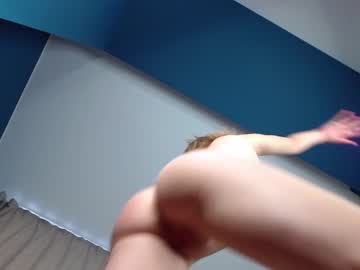 girl
        ella__sweety cam image #84174