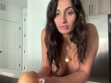 girl
        camiliakxoxo cam image #5562476