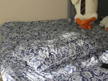 girl
        bestblondiiecb cam image #6542423