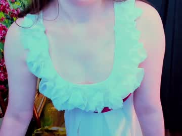 girl
        happymiracle cam image #5145804