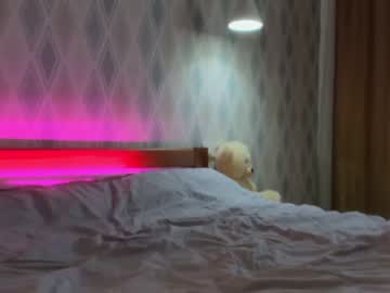 girl
        meryfoxxx cam image #841476