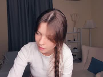 girl
        mercy_soul cam image #4940375