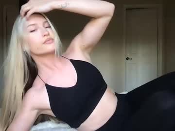 girl
        thezabrina cam image #2038278