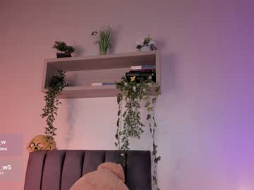 girl
        jelly_w cam image #3020177