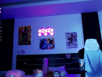 girl
        madnessalise cam image #2488287