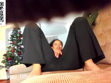 couple
        yourlittlepervert cam image #383855