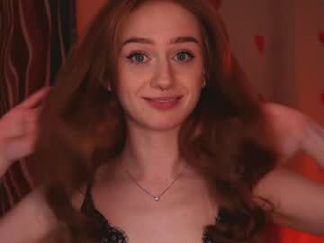 girl
        lizzy_blaze cam image #3494520