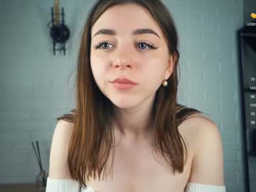 girl
        rowenahallman cam image #4899513