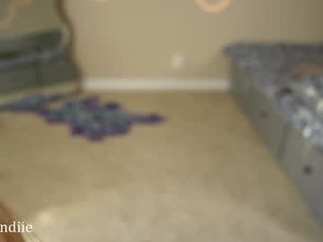 girl
        bestblondiiecb cam image #6513589