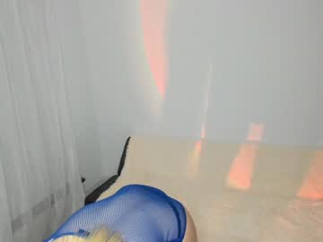 girl
        katemorre cam image #3589826