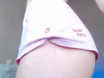 girl
        littleee_cutie cam image #4008778
