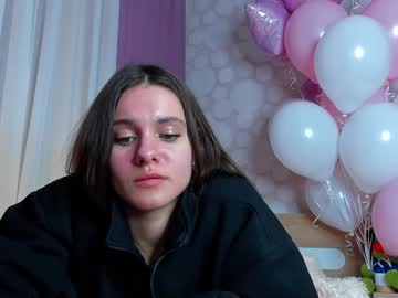 girl
        lorettadunnell cam image #6096699