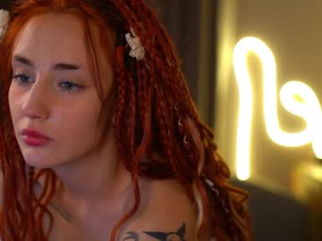 girl
        oliviavilolobos cam image #5310484