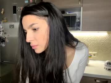girl
        yourfavorite_girl cam image #1312956