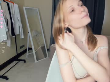 girl Nude Cam Girls Playing Games with maidagentile