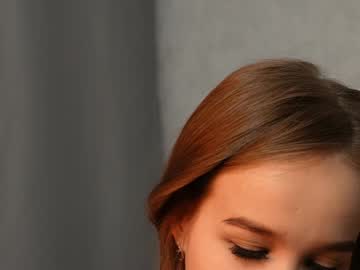 girl
        yeepshyy cam image #5147460