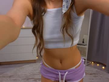 girl
        wanda_robinson cam image #2849000