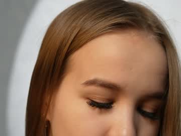 girl
        yeepshyy cam image #5269476