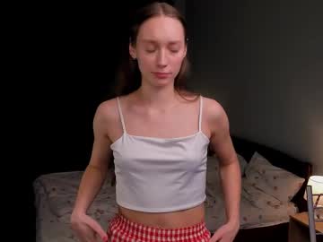 girl
        fannyboozer cam image #6118150
