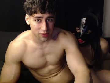 couple
        drmozo cam image #107799