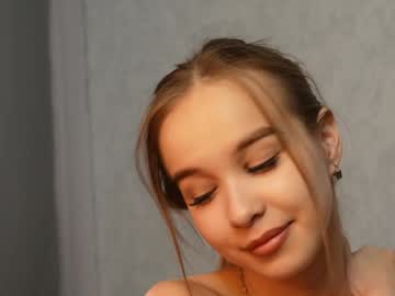 girl
        yeepshyy cam image #5263609
