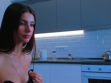 girl
        janecoxa cam image #2867149