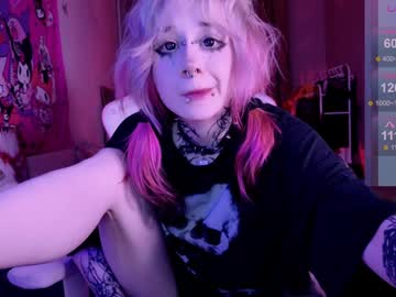 girl
        lollyshy__ cam image #5929277