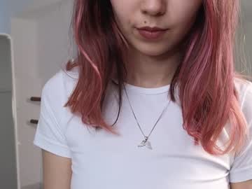 girl
        akira_soul_ cam image #1949797