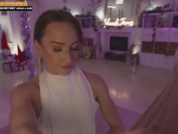 girl
        hannahjames710 cam image #3171616