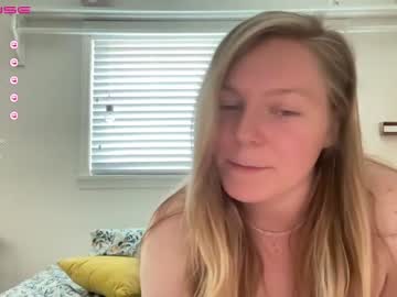 girl
        honeymoore cam image #1857530