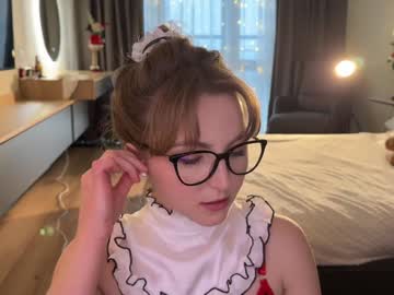 girl
        girl_next_door19 cam image #5811582