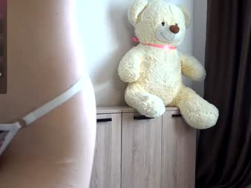 girl
        ellizabet_taylor cam image #4862687