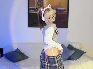 girl
        deryubanny cam image #512662