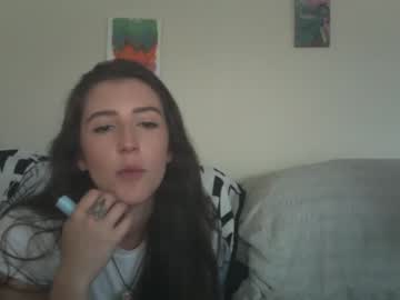 couple
        a_mariejuana69 cam image #1928101