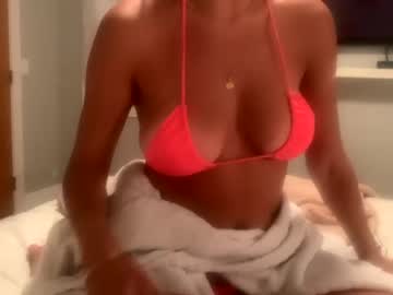 couple
        cumoncandy69 cam image #740073