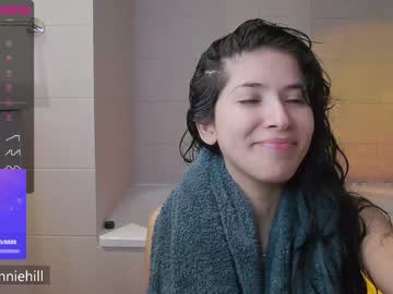 girl
        anniehillofficial_ cam image #2002821